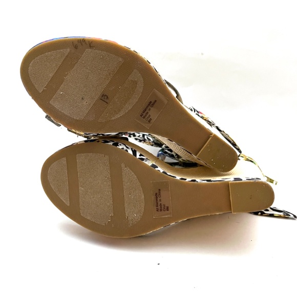 Carlos Falchi Platform Wedge Sandals - Picture 11 of 14